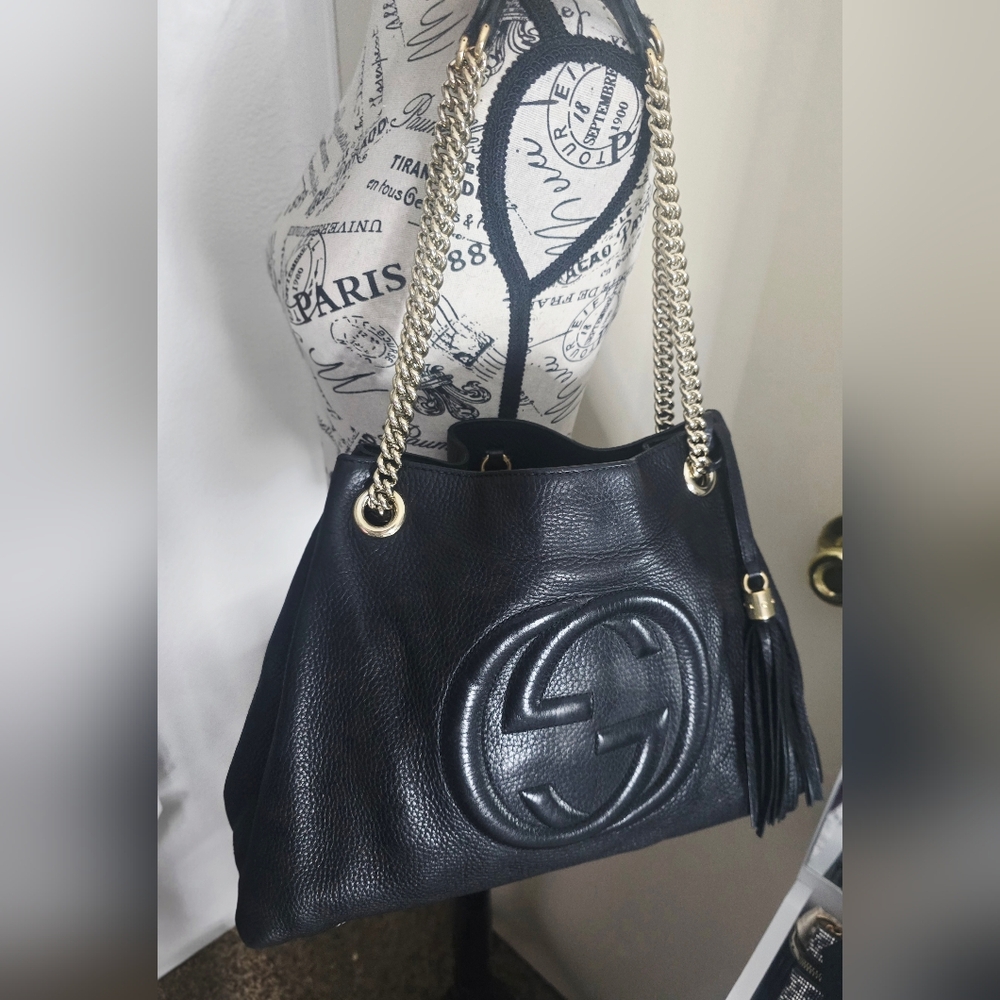 Gucci Soho GG Pebbled Leather Medium Tote W/ Silver Chain (GOOD)(COA)(READ)✨️🖤 - Picture 2 of 16